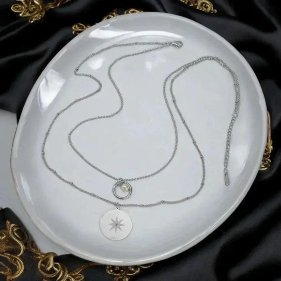 🆕️18K White Gold Plated Star Charm Minimalist Layered Necklace Faux Pearl - Picture 6 of 13